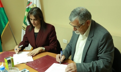 Signing a joint cooperation agreement between the Syndicate and Al-Quds Open University